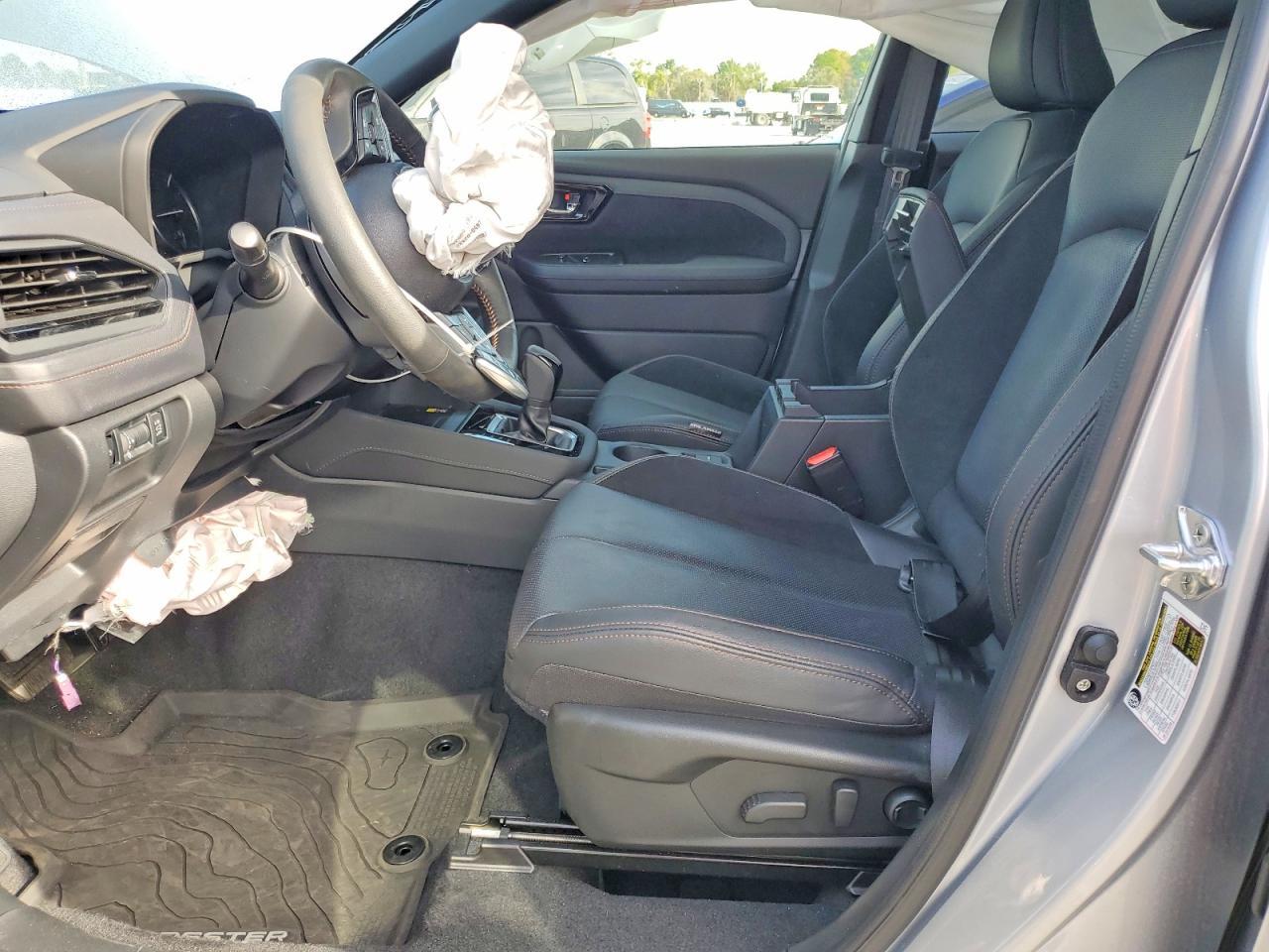 2025 Subaru Forester Touring - Фото 7