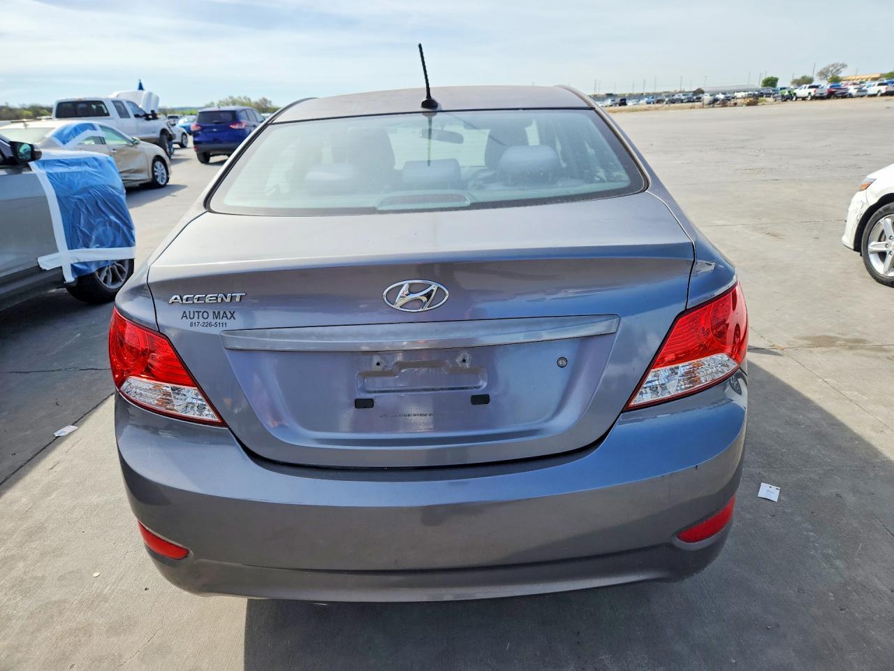 2013 Hyundai Accent Gls - Фото 6
