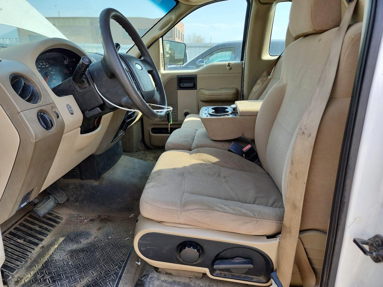 2004 Ford F150 - Фото 7