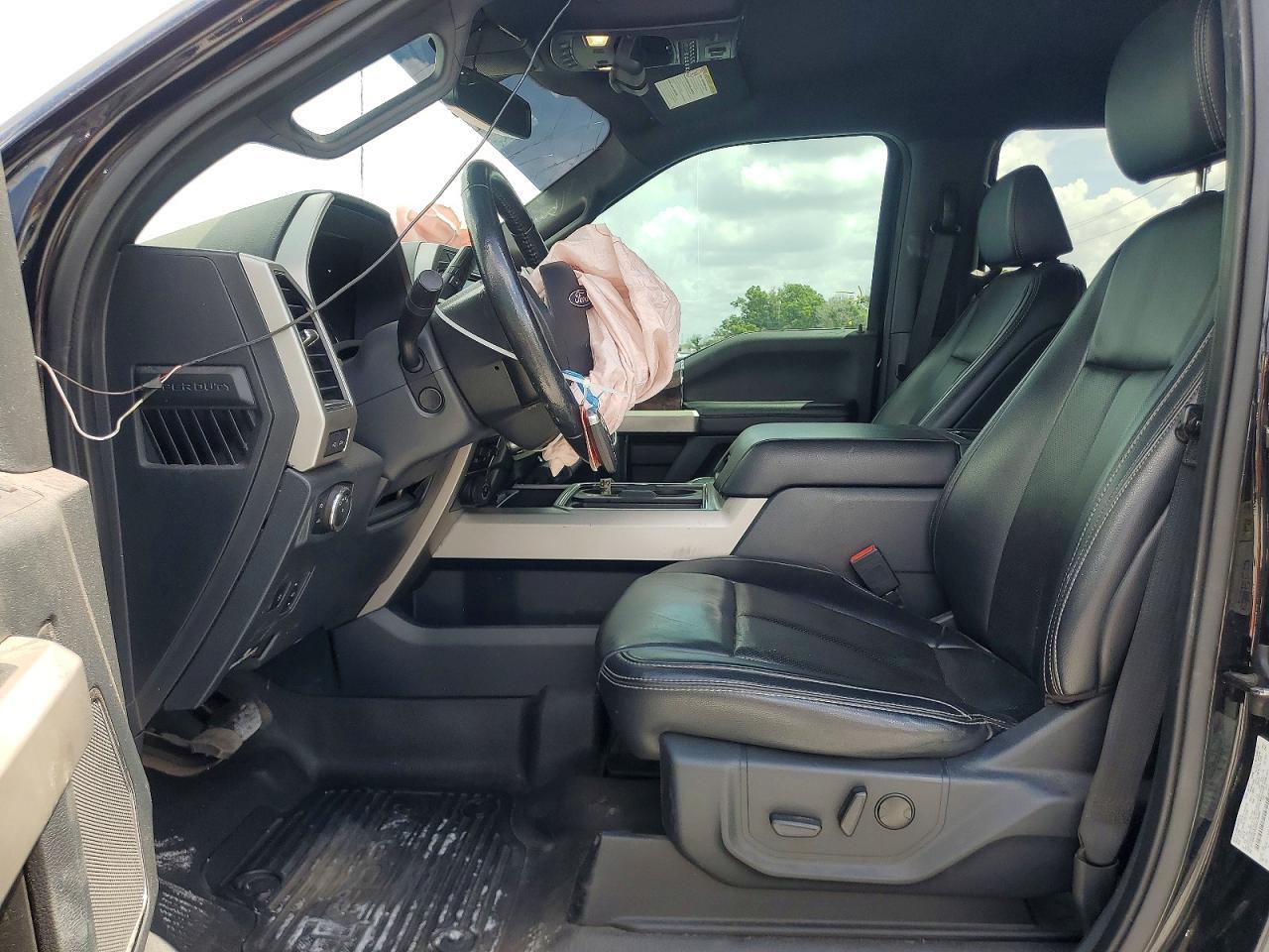 2022 Ford F250 Super Duty - Image 7
