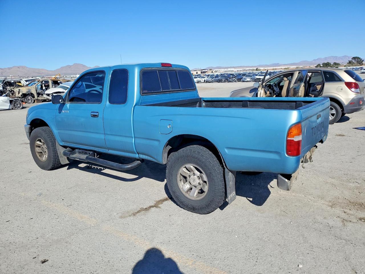 1995 Toyota Tacoma Base - Фото 2
