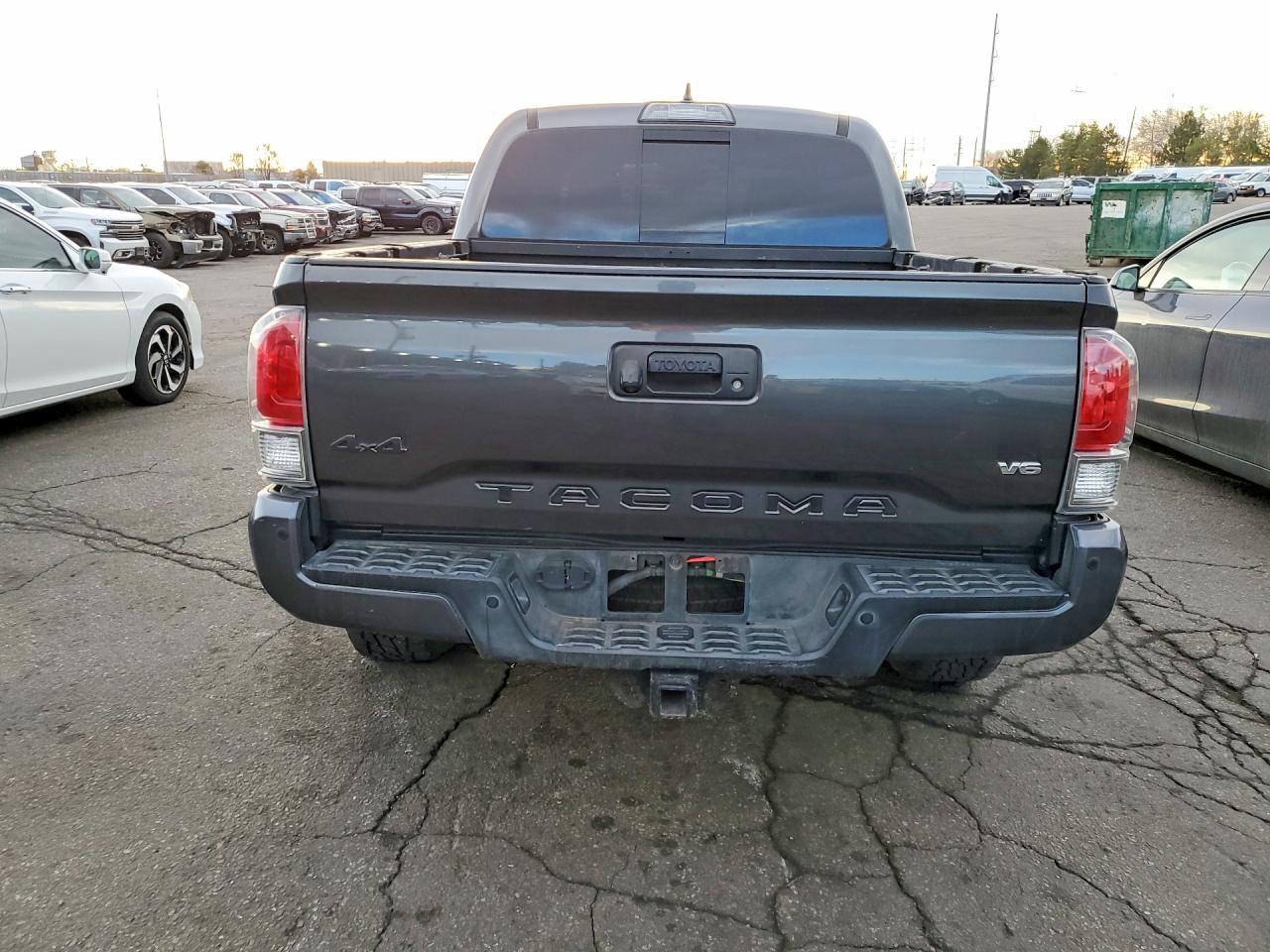 2017 Toyota Tacoma Limited - Image 6