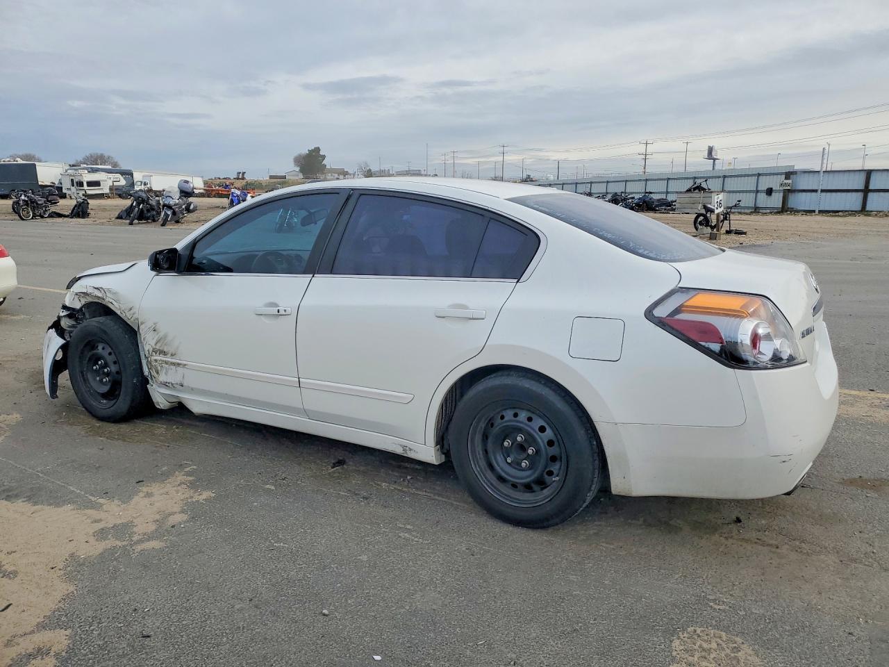 2009 Nissan Altima 2.5 - Image 2