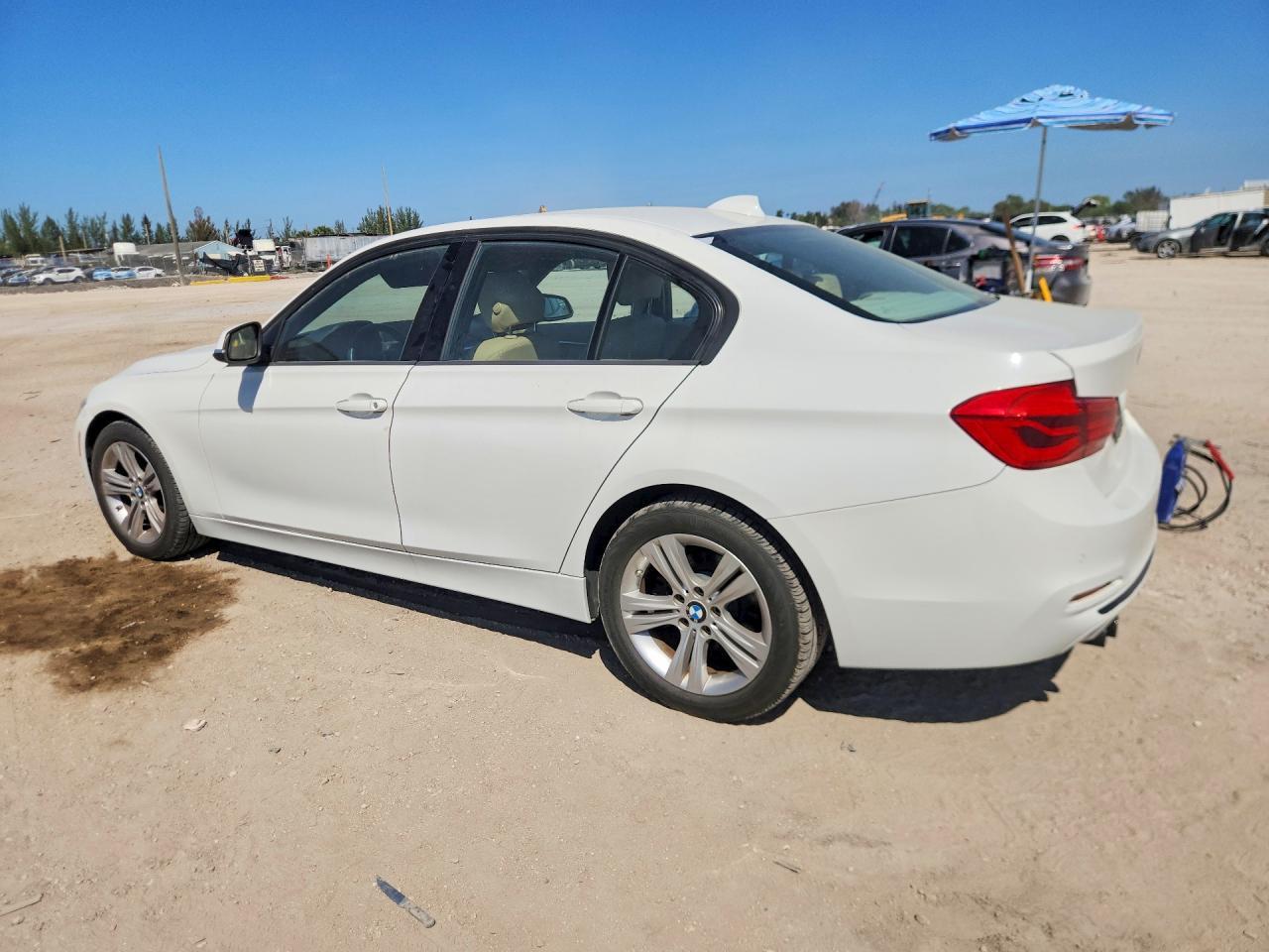 2016 BMW 328 I Sulev - Image 2