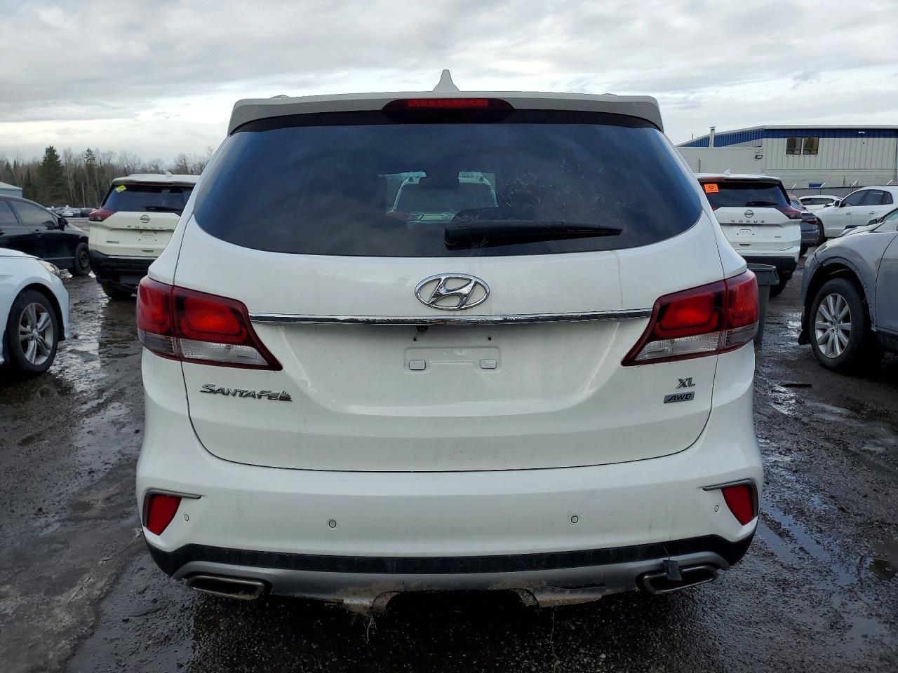 2017 Hyundai Santa Fe Se - Фото 6
