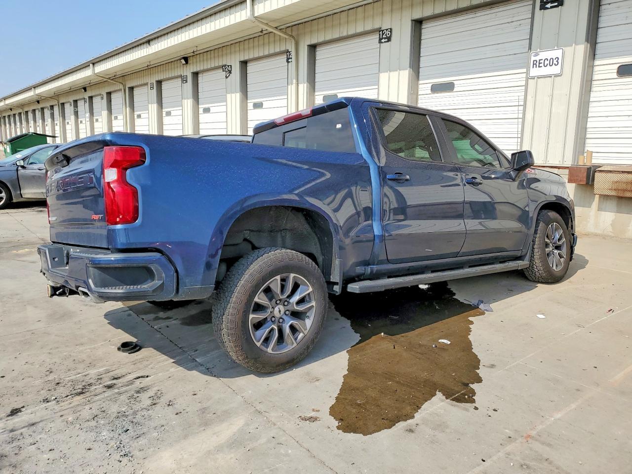 2021 Chevrolet Silverado K1500 Rst - Фото 3
