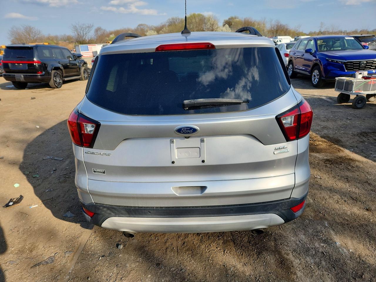 2019 Ford Escape Sel - Фото 6