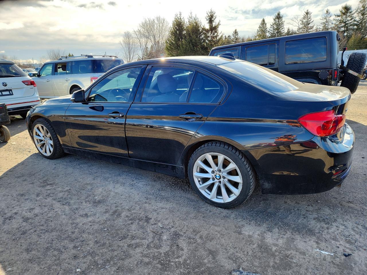 2016 BMW 320 Xi - Image 2