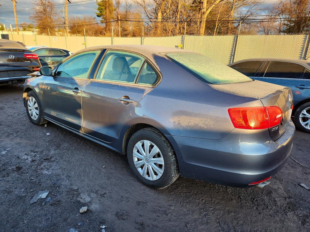 2014 Volkswagen Jetta Base - Фото 2