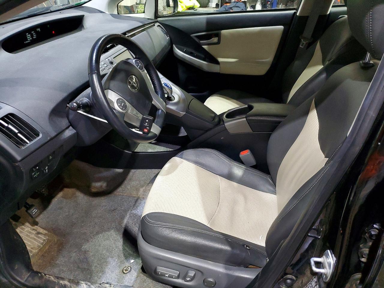 2014 Toyota Prius Four - Фото 7