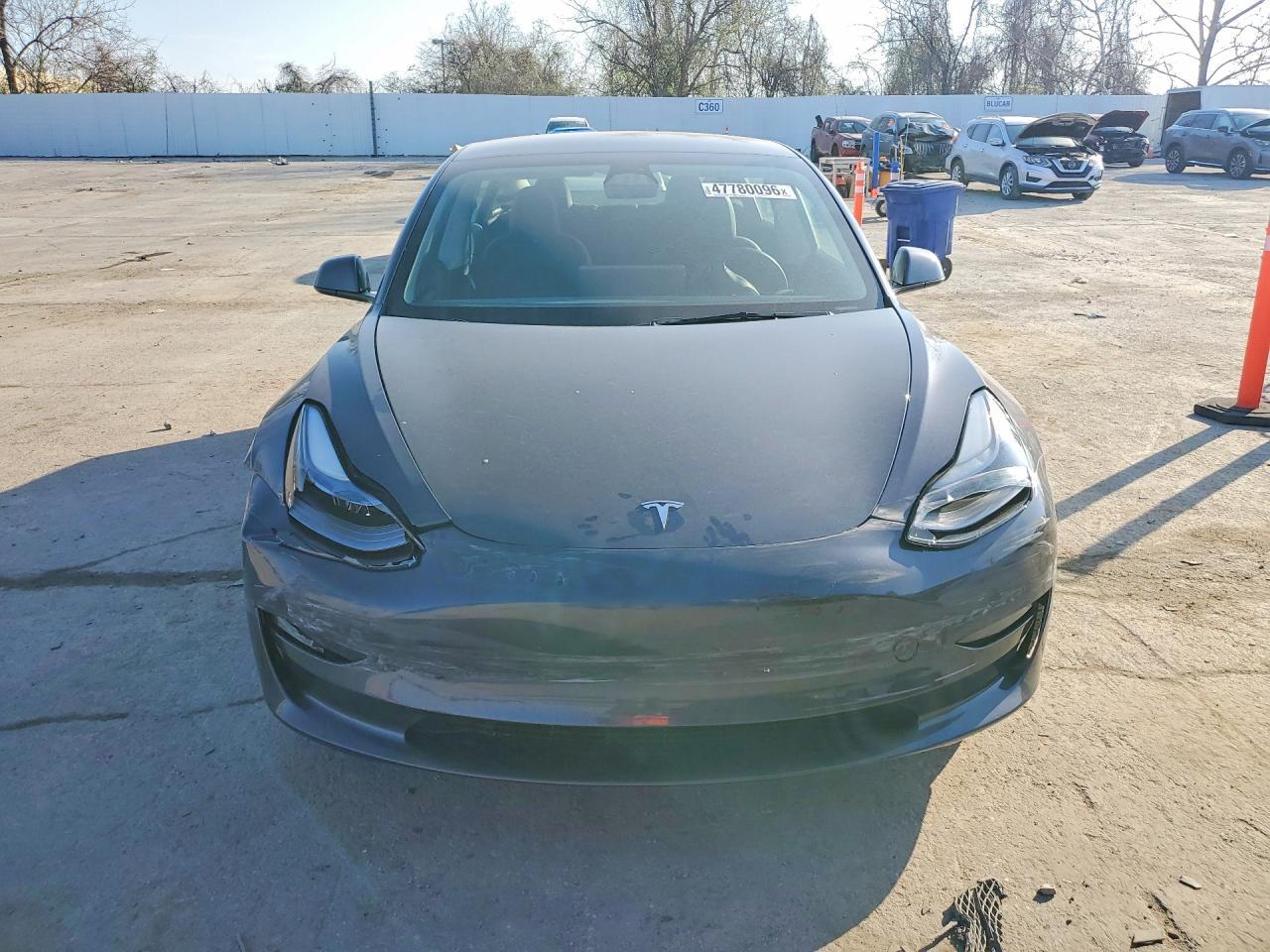 2023 Tesla Model 3 - Image 5