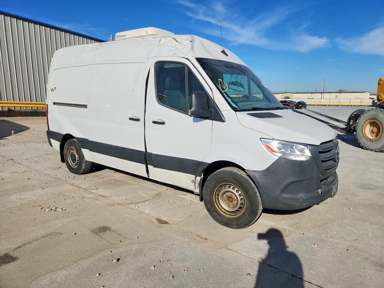 2023 Mercedes Benz Sprinter 1500 Utility / Service Van - Фото 4