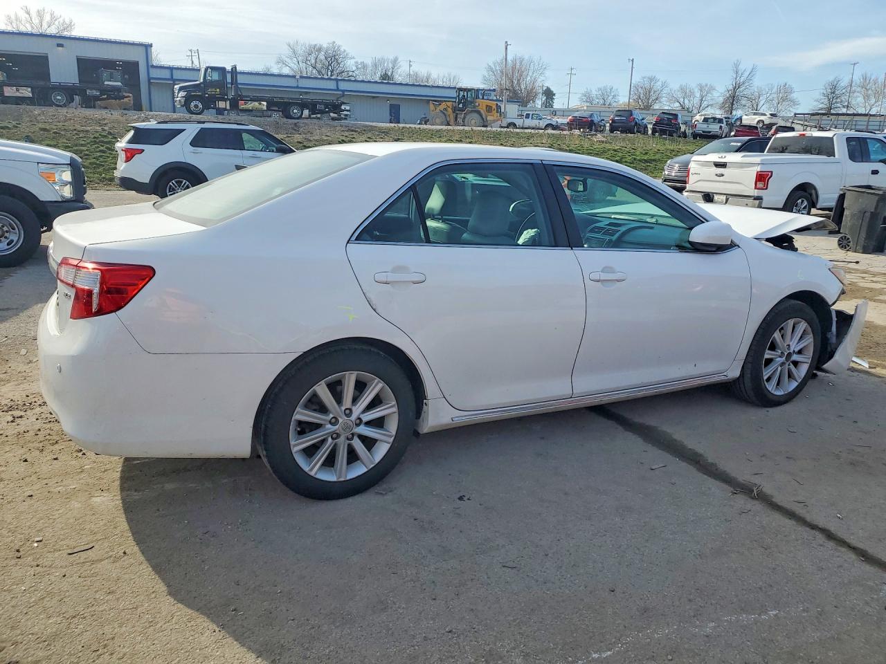 2013 Toyota Camry Xle - Фото 3