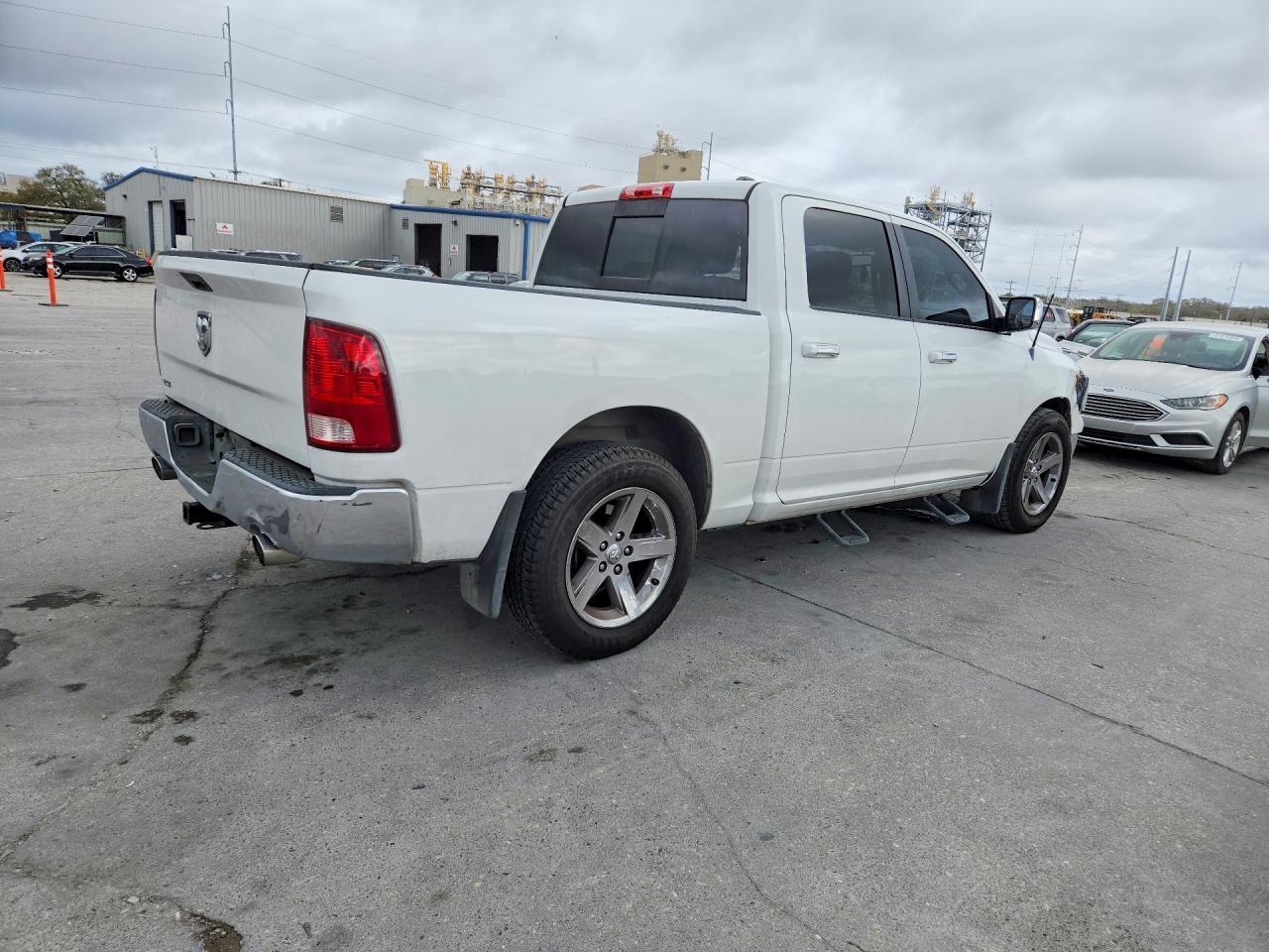 2012 Dodge Ram 1500 Slt - Image 3