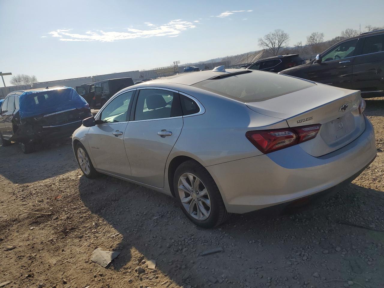 2019 Chevrolet Malibu Lt - Фото 2