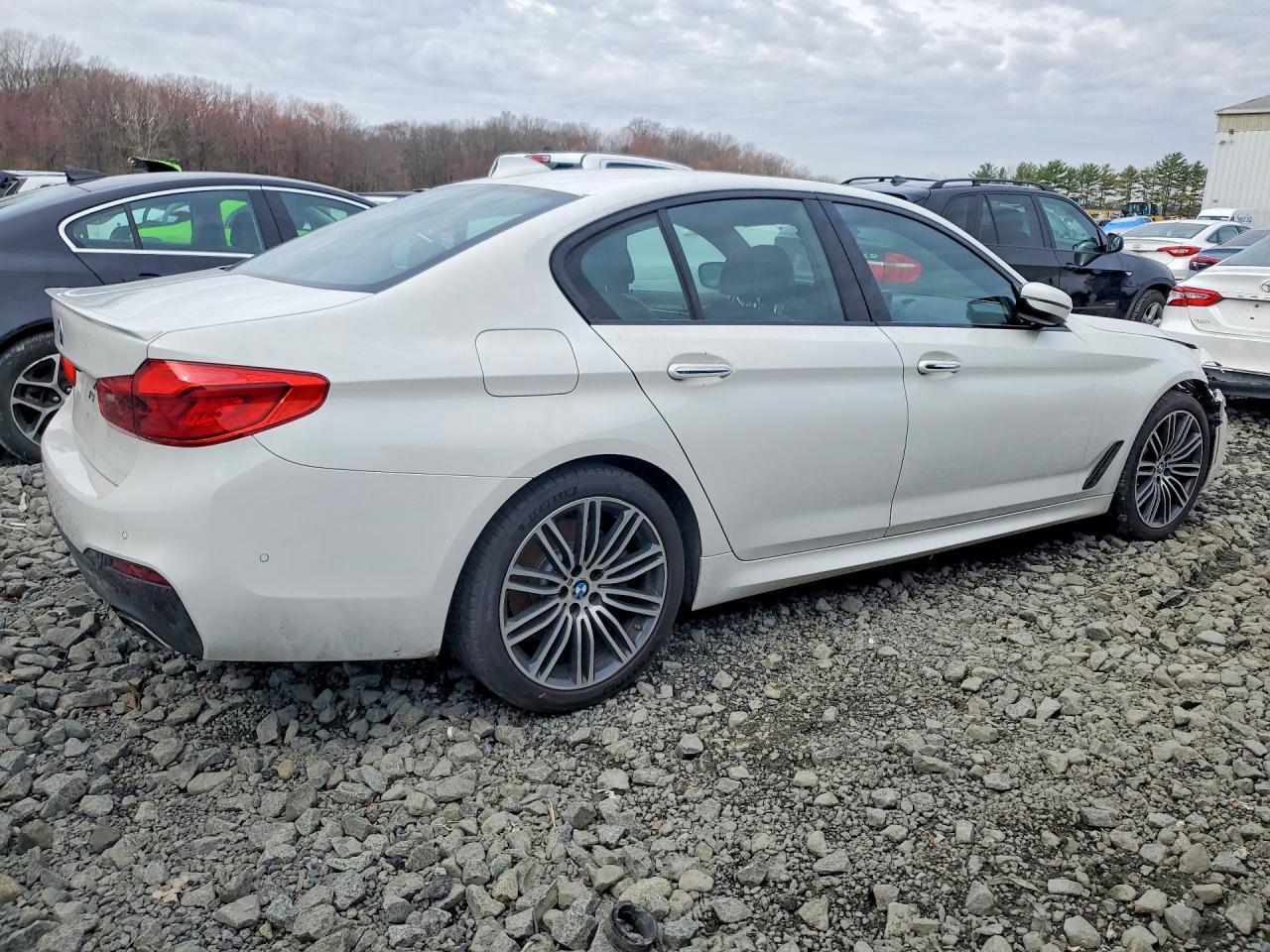 2017 BMW 540 Xi - Фото 3