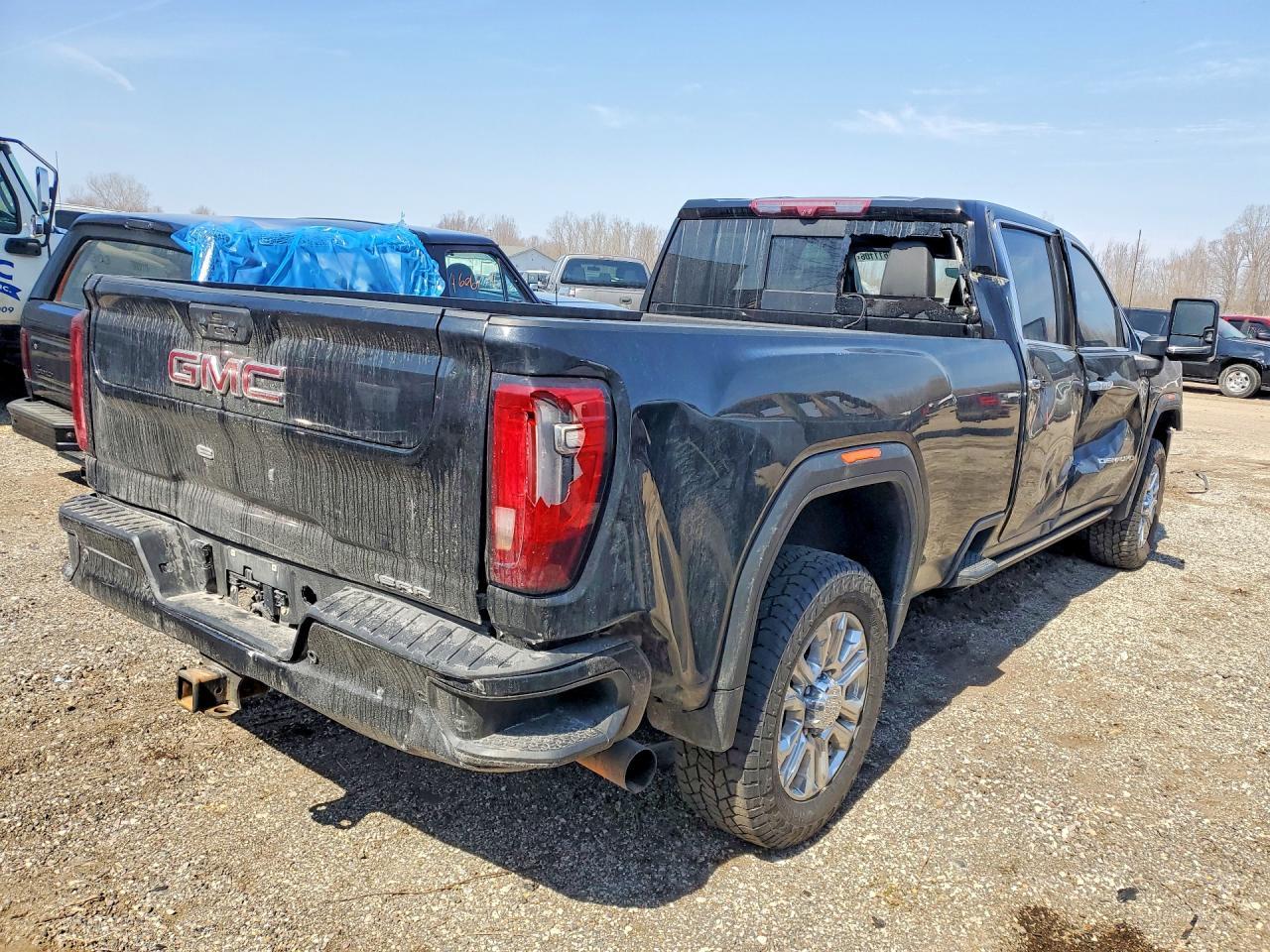 2022 GMC Sierra K3500 Denali - Фото 3