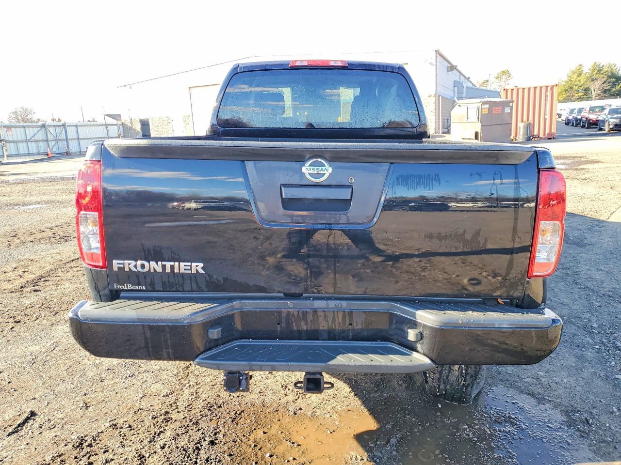 2017 Nissan Frontier S - Фото 6