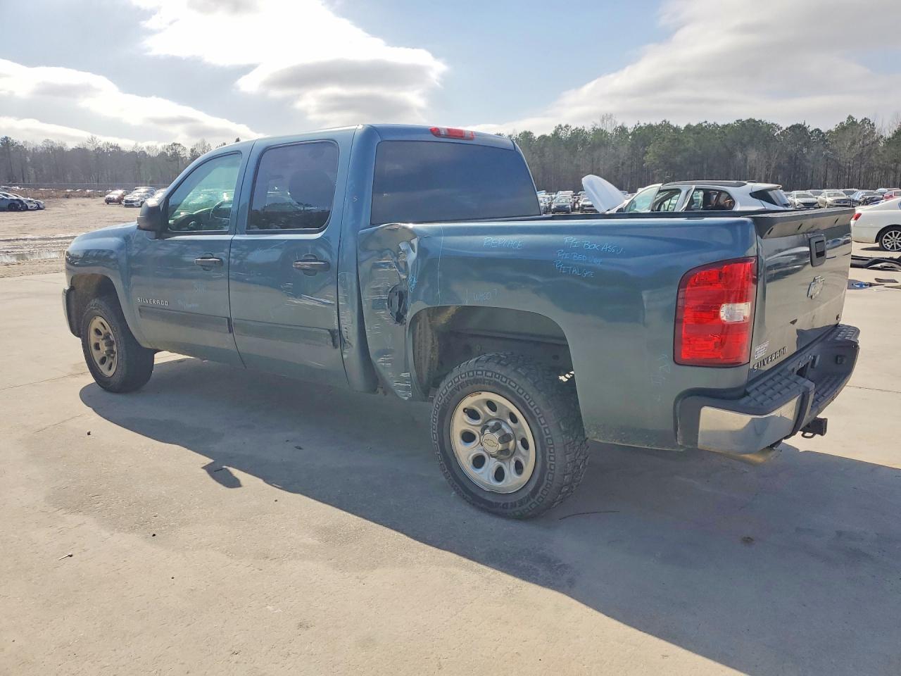 2009 Chevrolet Silverado C1500 - Фото 2