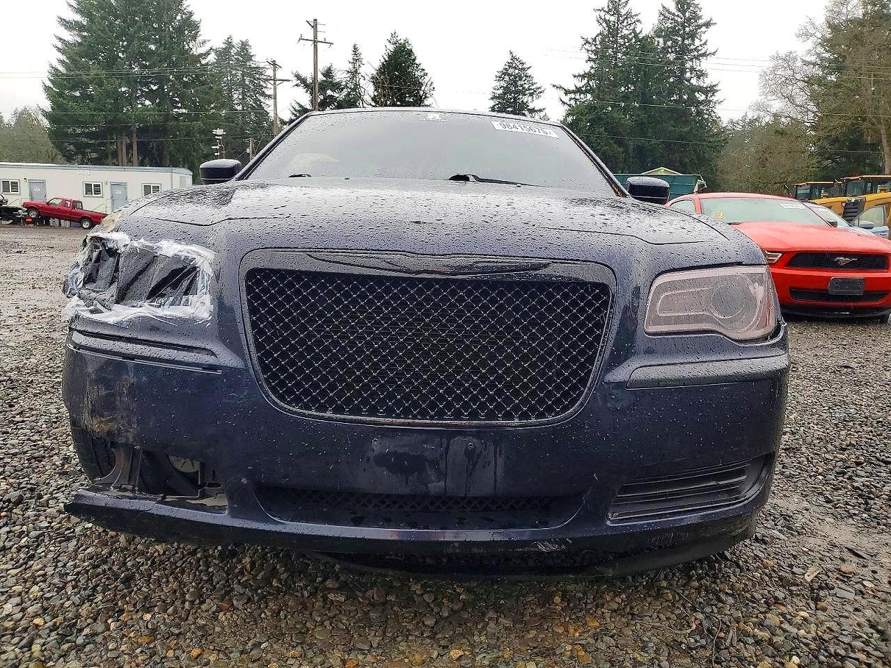 2012 Chrysler 300 - Image 5