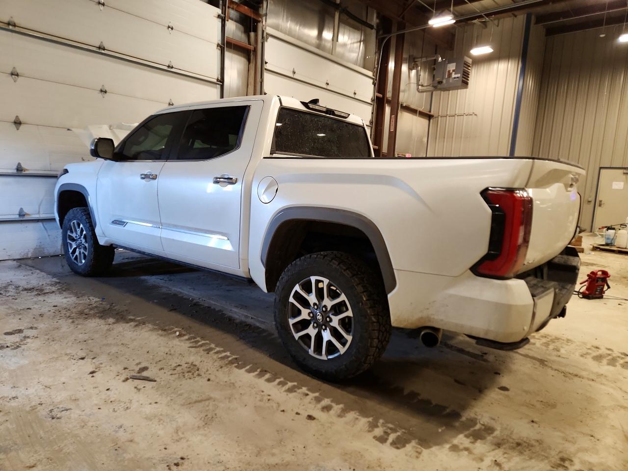 2025 Toyota Tundra 1794 Edition - Фото 2