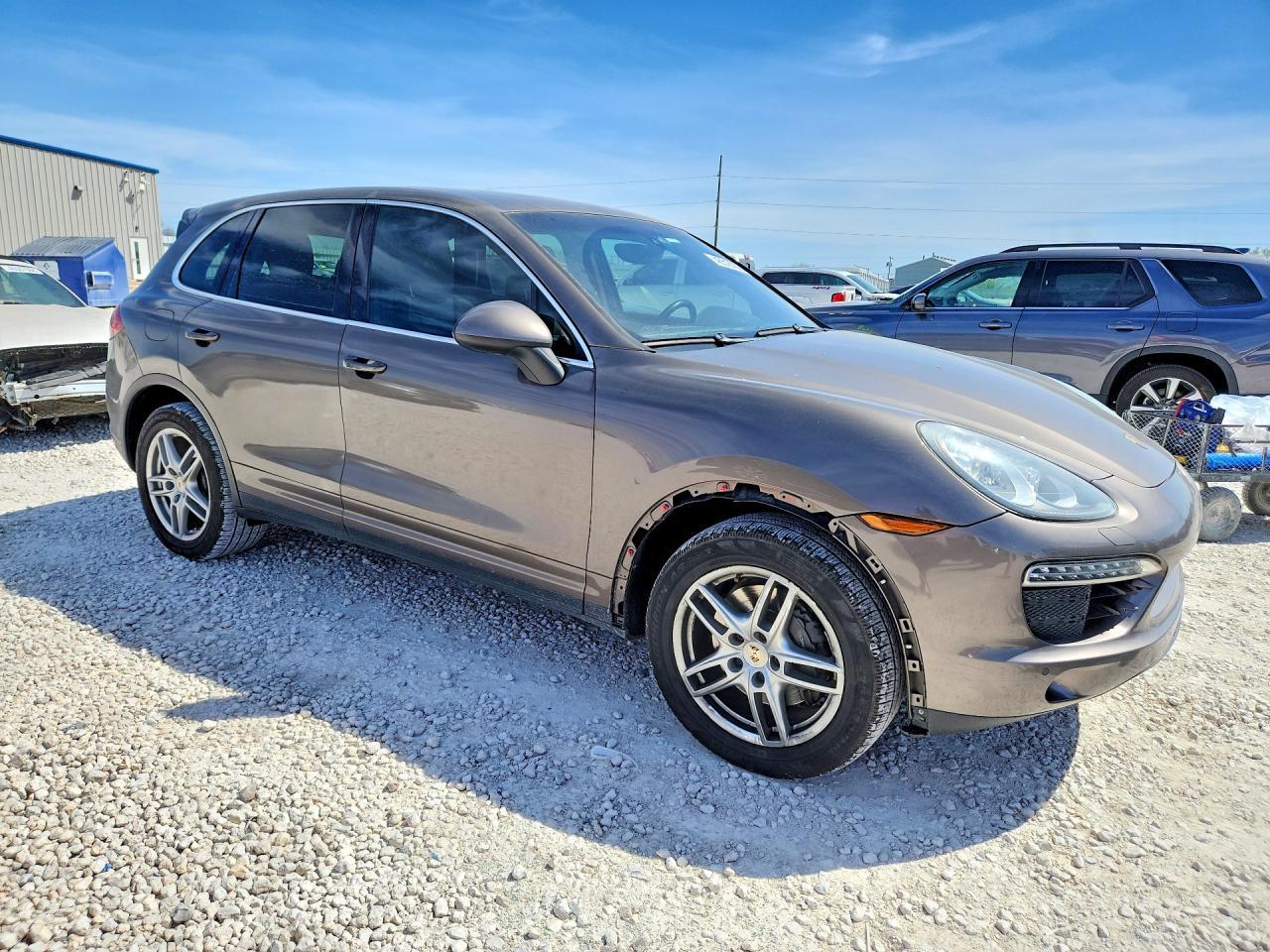 2012 Porsche Cayenne - Image 4