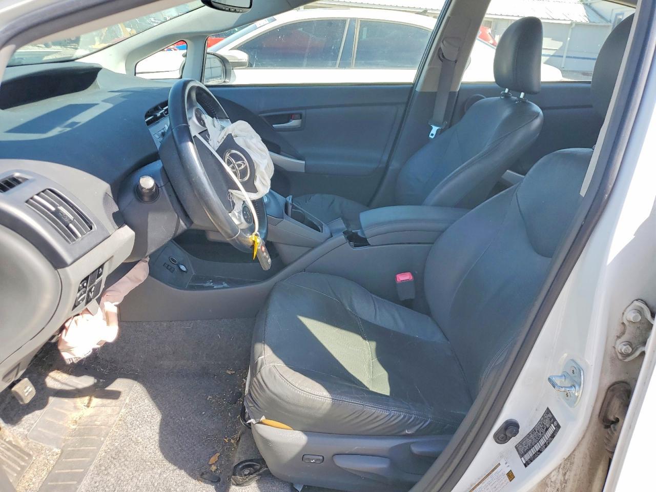 2010 Toyota Prius Iv - Фото 7