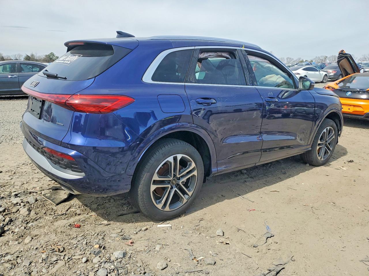 2025 Audi Q5 Premium - Фото 3