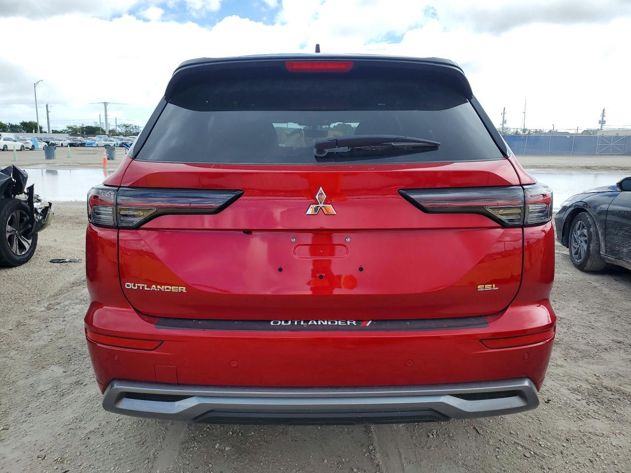 2025 Mitsubishi Outlander Sel - Фото 6