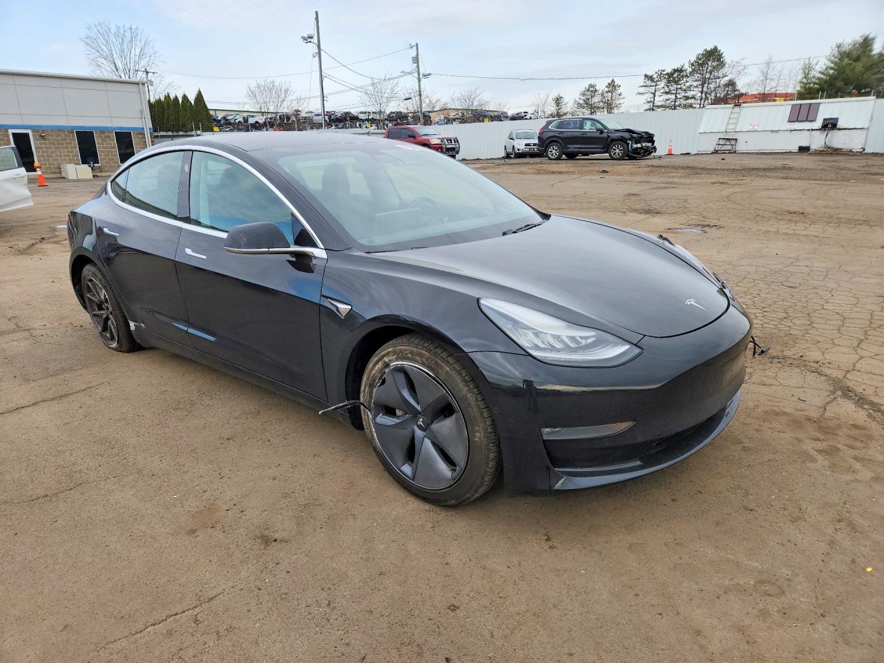 2019 Tesla Model 3 - Image 4