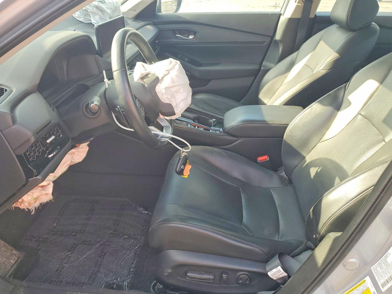 2023 Honda Accord Touring Hybrid - Image 7