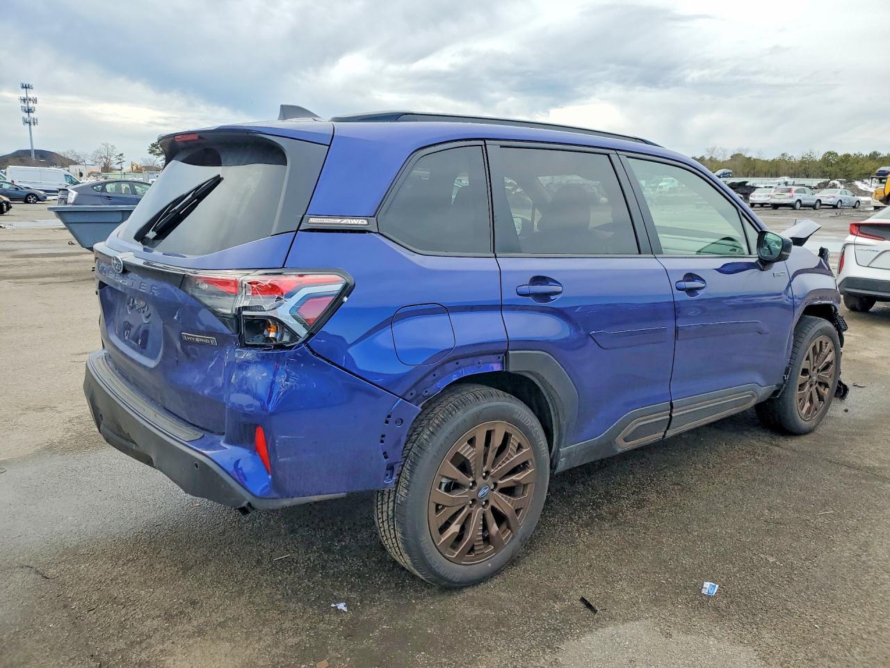 2025 Subaru Forester Sport - Фото 3