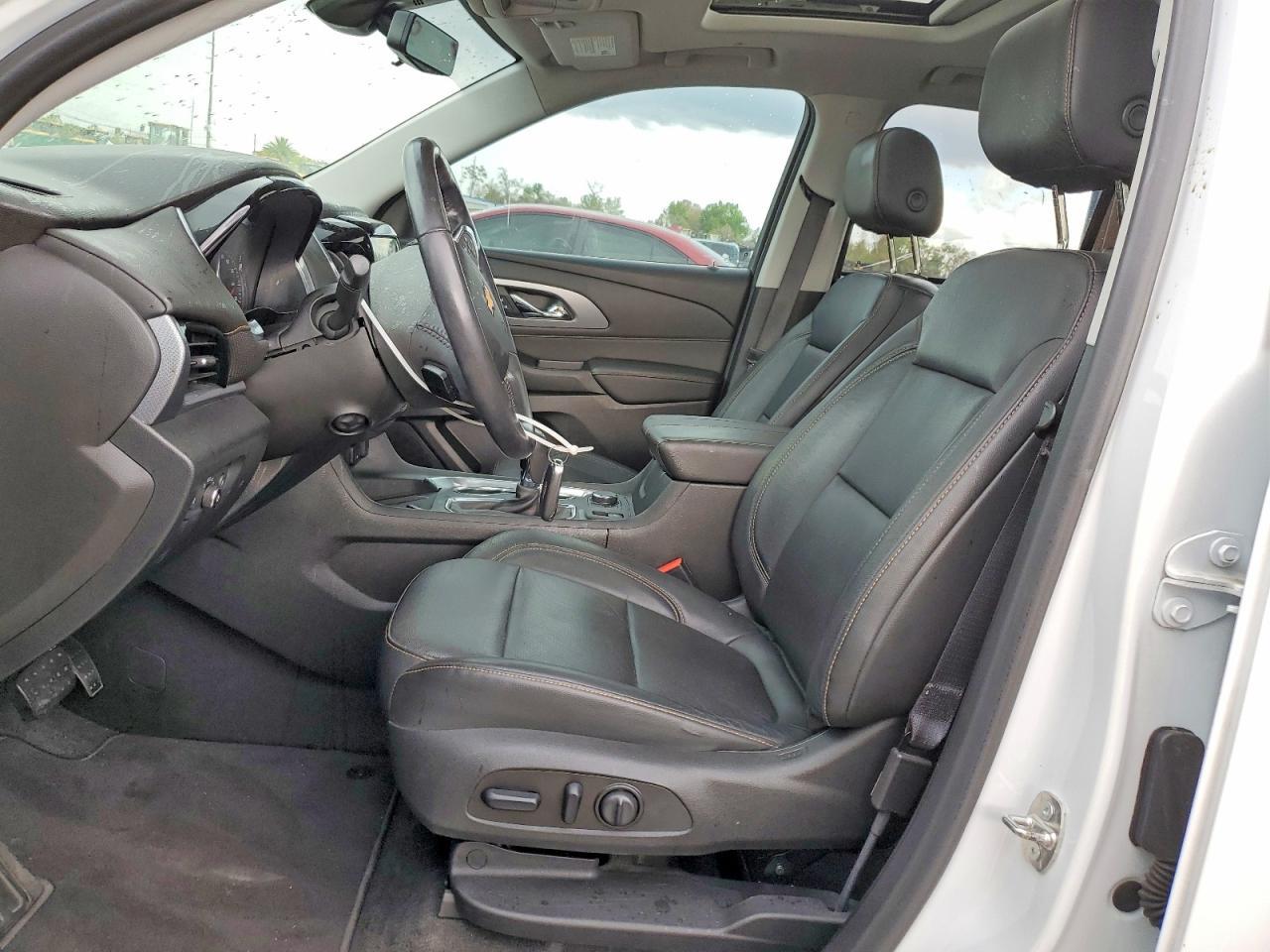 2019 Chevrolet Traverse Premier - Image 7