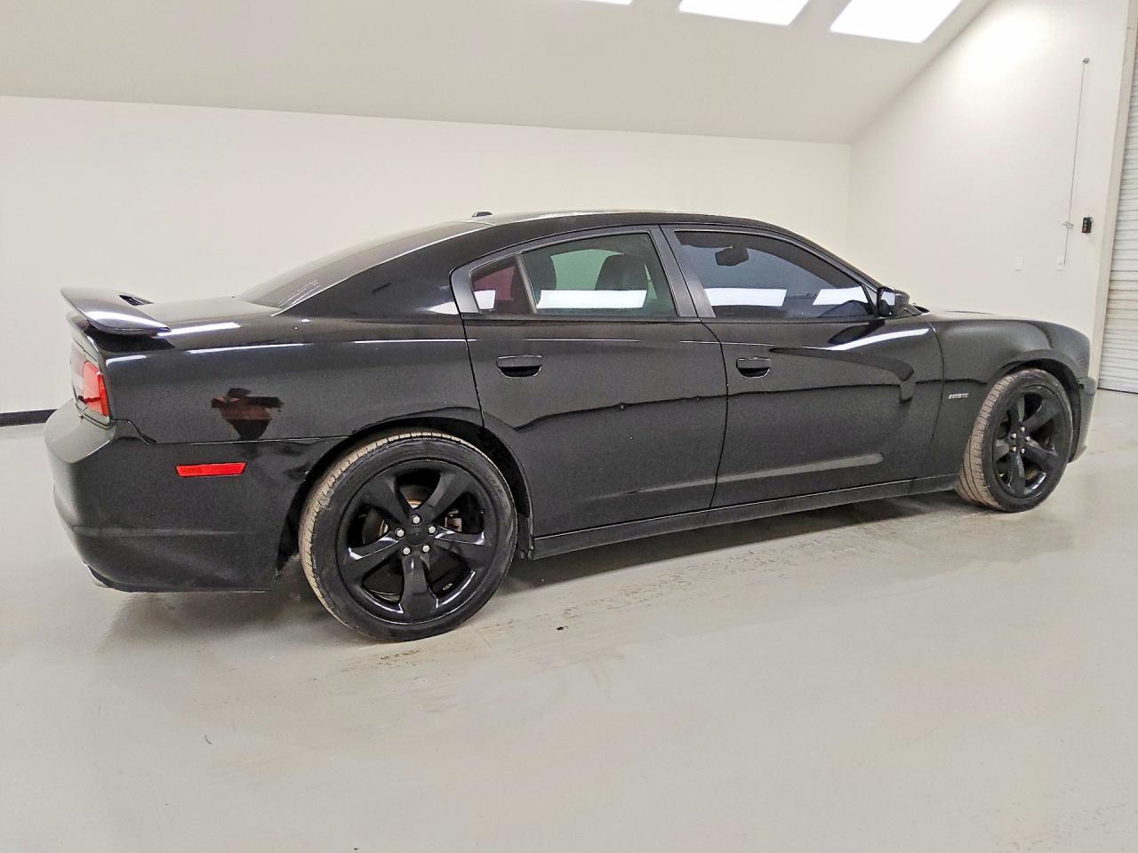 2014 Dodge Charger R - Фото 3