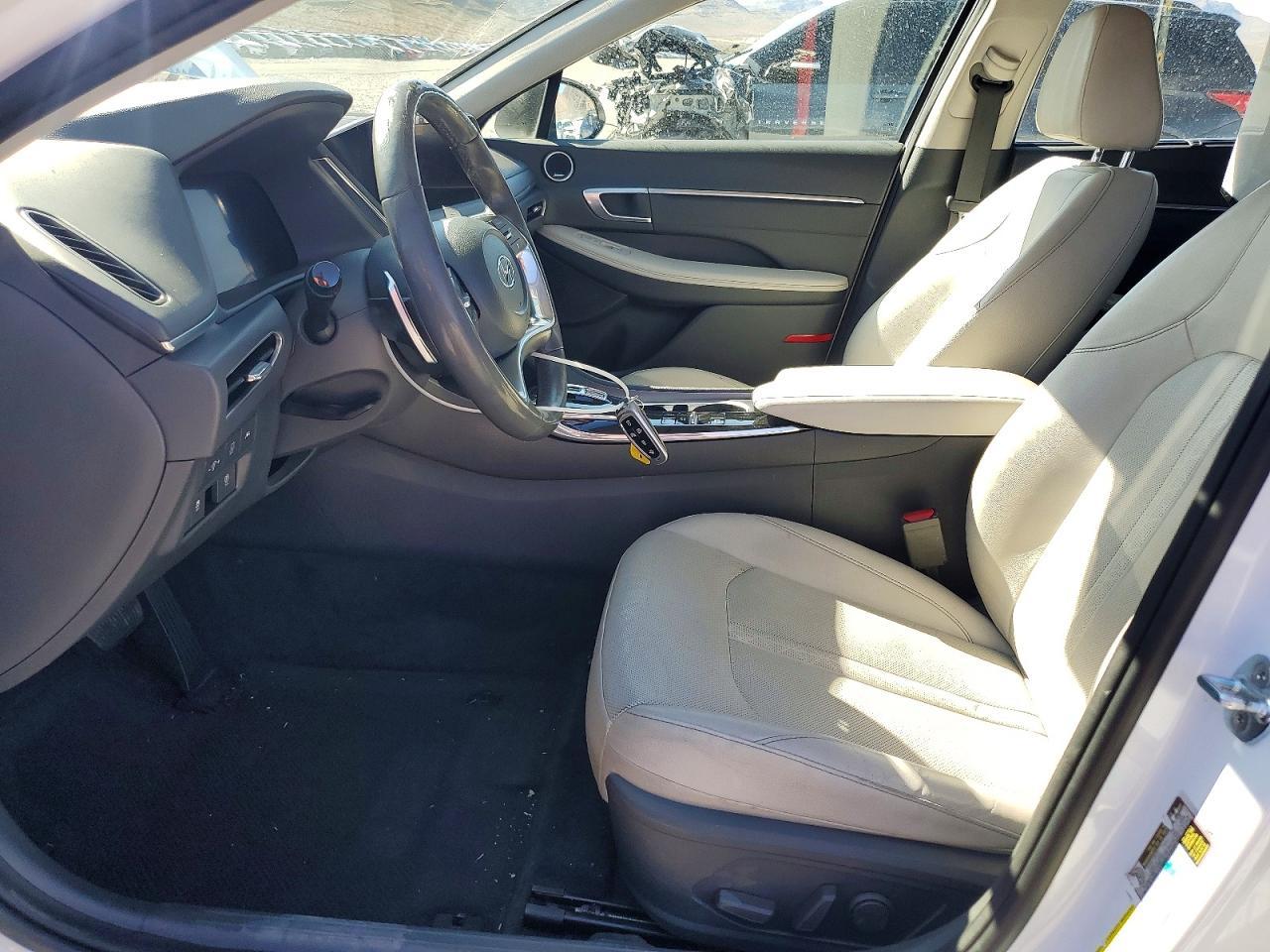 2021 Hyundai Sonata Hybrid Limited - Image 7