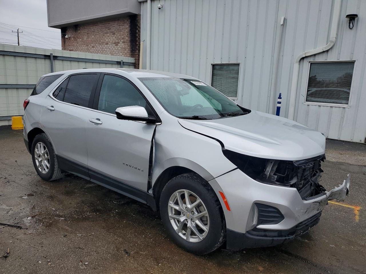 2022 Chevrolet Equinox Lt - Фото 4