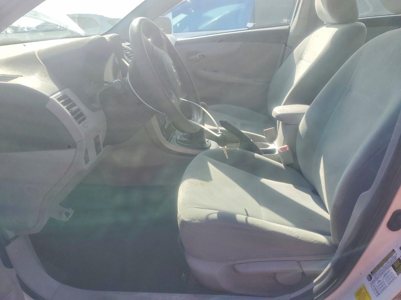 2012 Toyota Corolla Base - Image 7