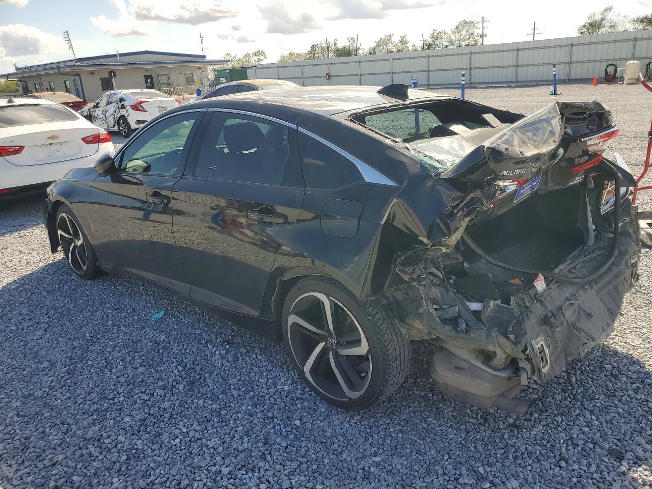 2018 Honda Accord Sport - Фото 2