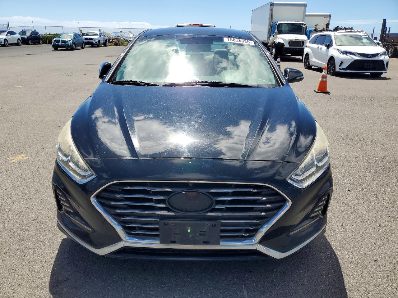 2018 Hyundai Sonata Sport - Image 5