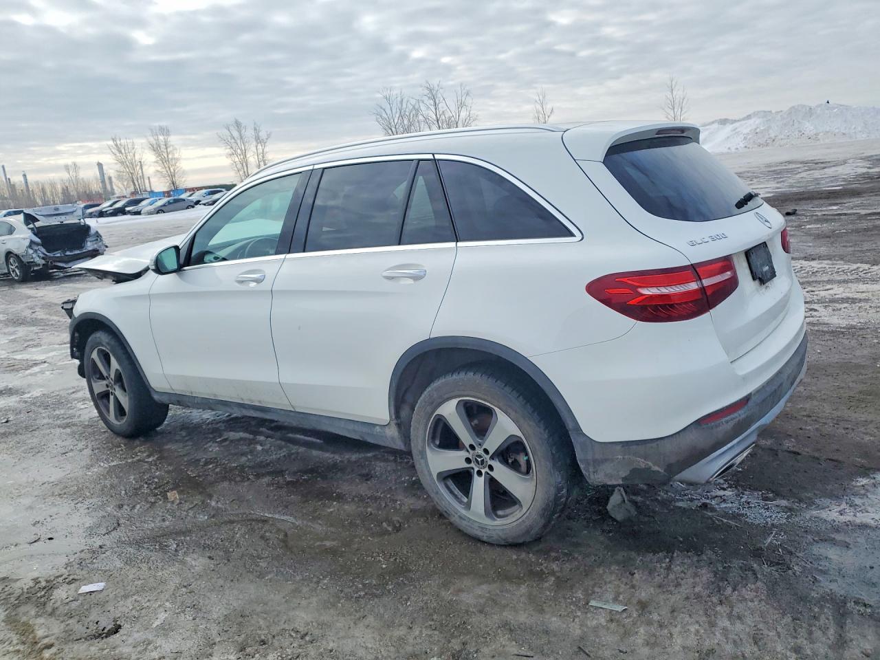 2018 Mercedes Benz Glc 300 4Matic - Фото 2