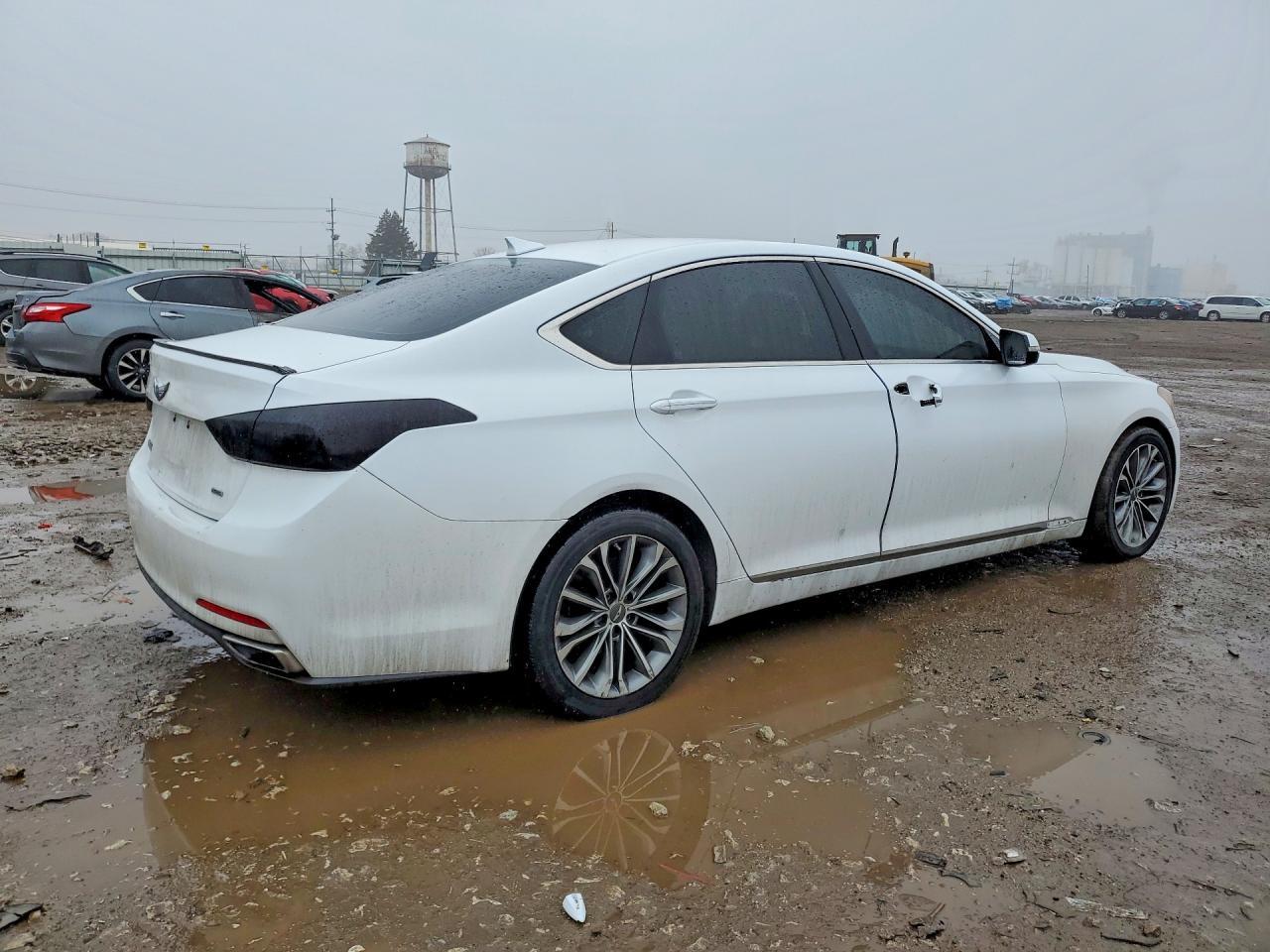2015 Hyundai Genesis 3.8L - Image 3