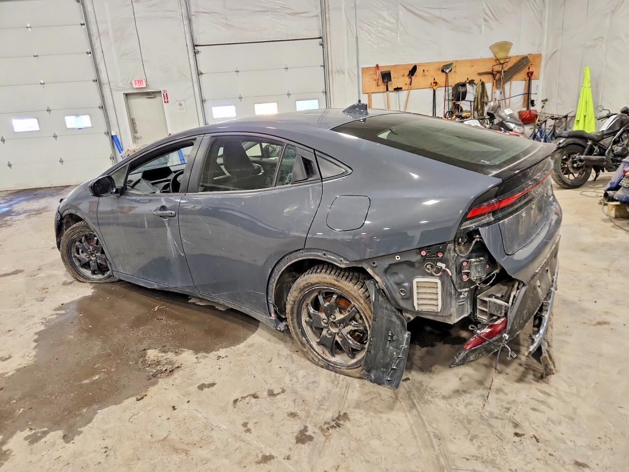 2024 Toyota Prius Le - Фото 2