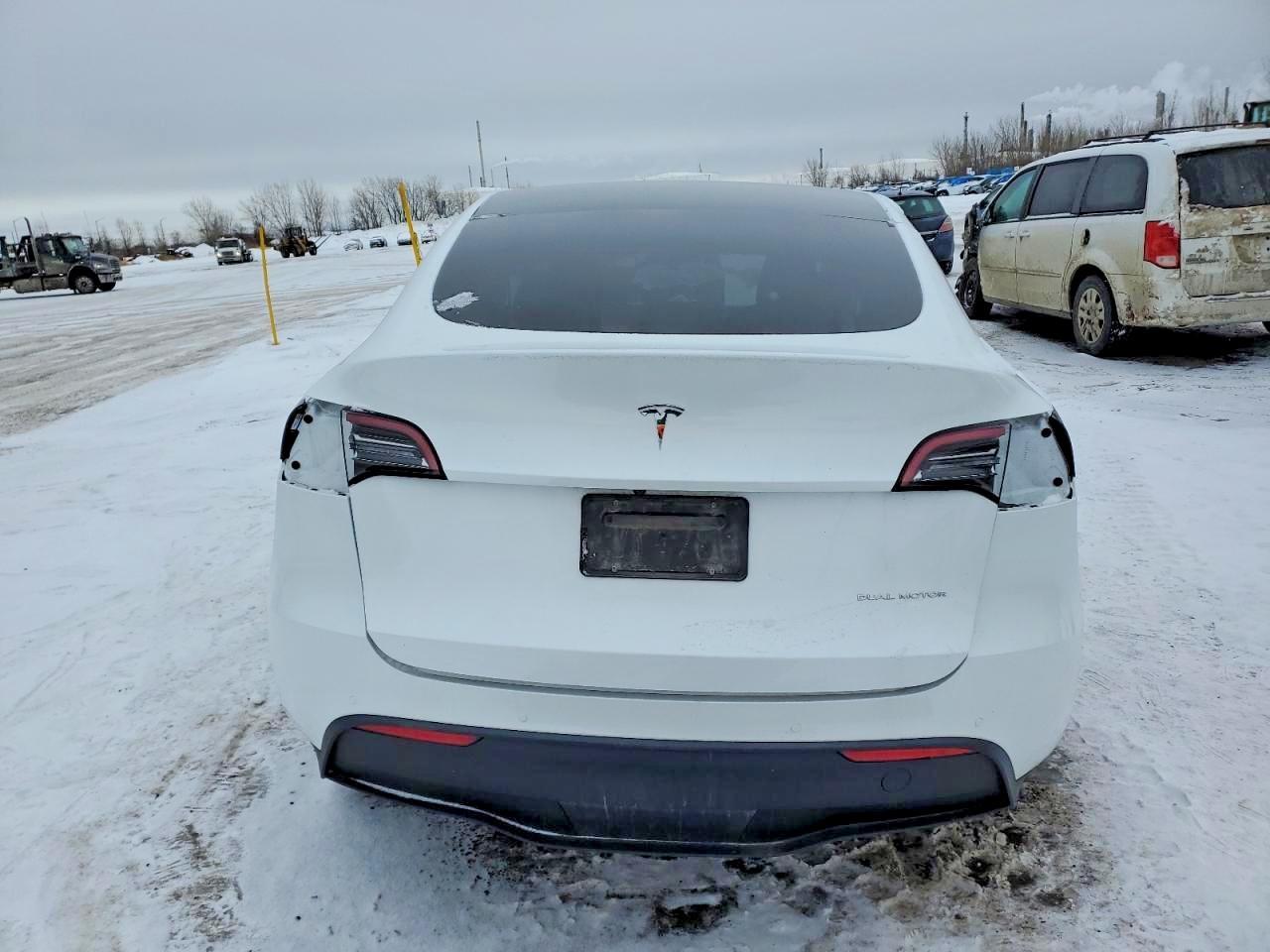 2022 Tesla Model Y - Фото 6