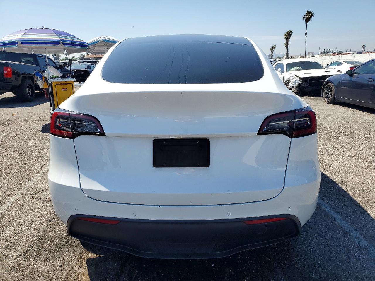 2022 Tesla Model Y - Фото 6