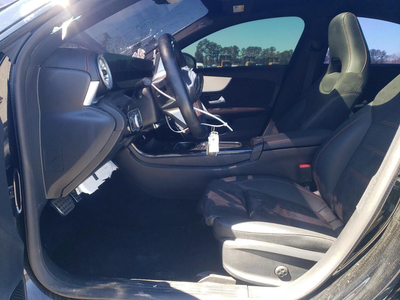 2024 Mercedes-Benz Cla 250 4Matic - Image 7