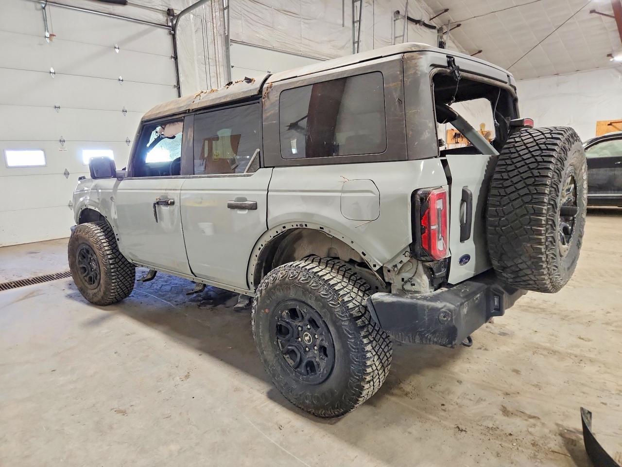 2024 Ford Bronco Wildtrak - Фото 2