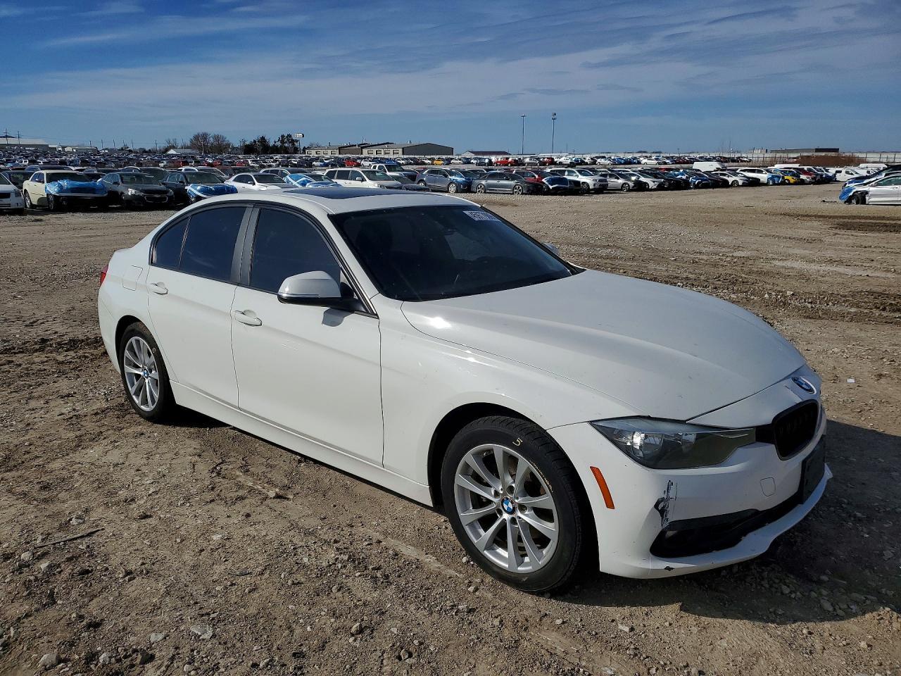 2016 BMW 320 Xi - Image 4