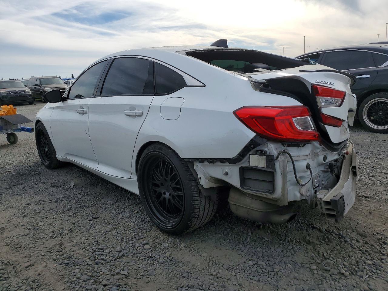 2022 Honda Accord Sport - Фото 2