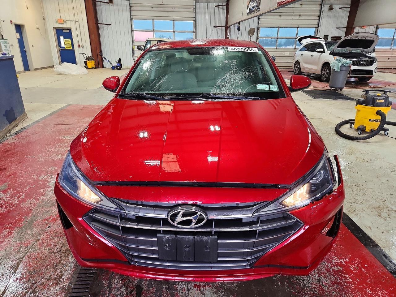 2019 Hyundai Elantra Se - Image 5