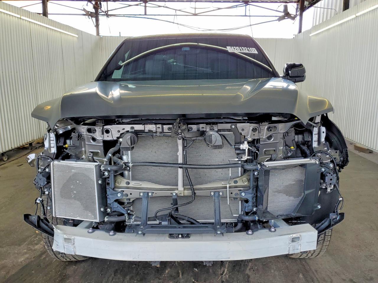 2025 Toyota Tundra Limited - Фото 5